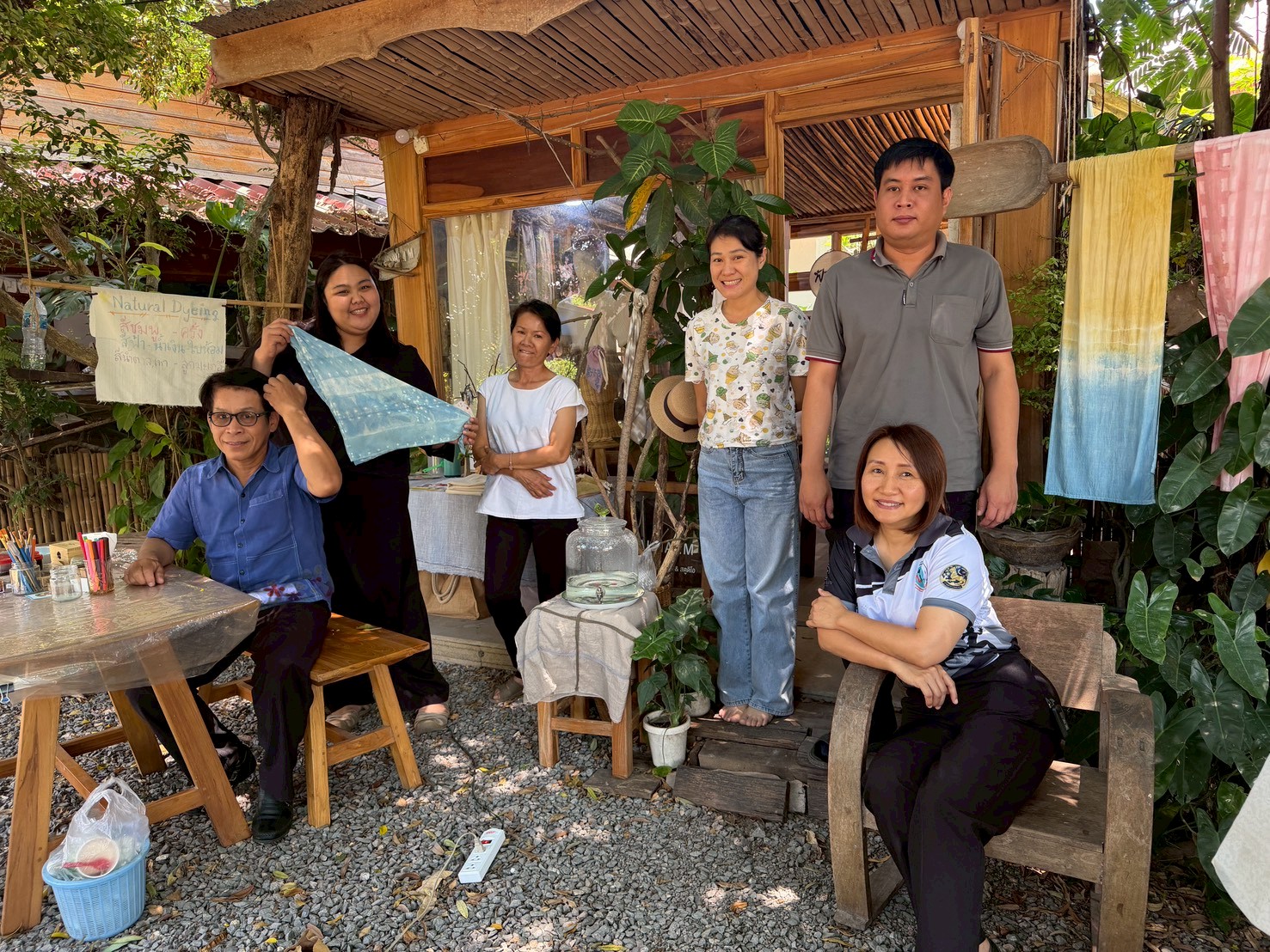  พช.สูงเม่น ลงพื้นที่ติดตามสมาชิกกองทุนพัฒนาบทบาทสตรีและประชาสัมพันธ์เชิญชวนผู้ผลิต ผู้ประกอบการ และกลุ่มอาชีพในชุมชน
