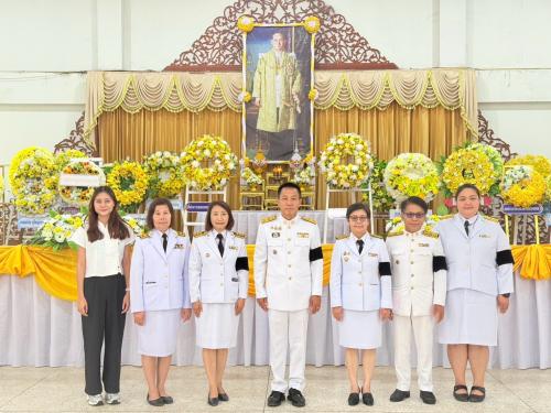 พช.สูงเม่น ร่วมกิจกรรมพิธีทำบุญตักบาตรถวายพระราชกุศล เนื่องใน”วันนวมินทรมหาราช“